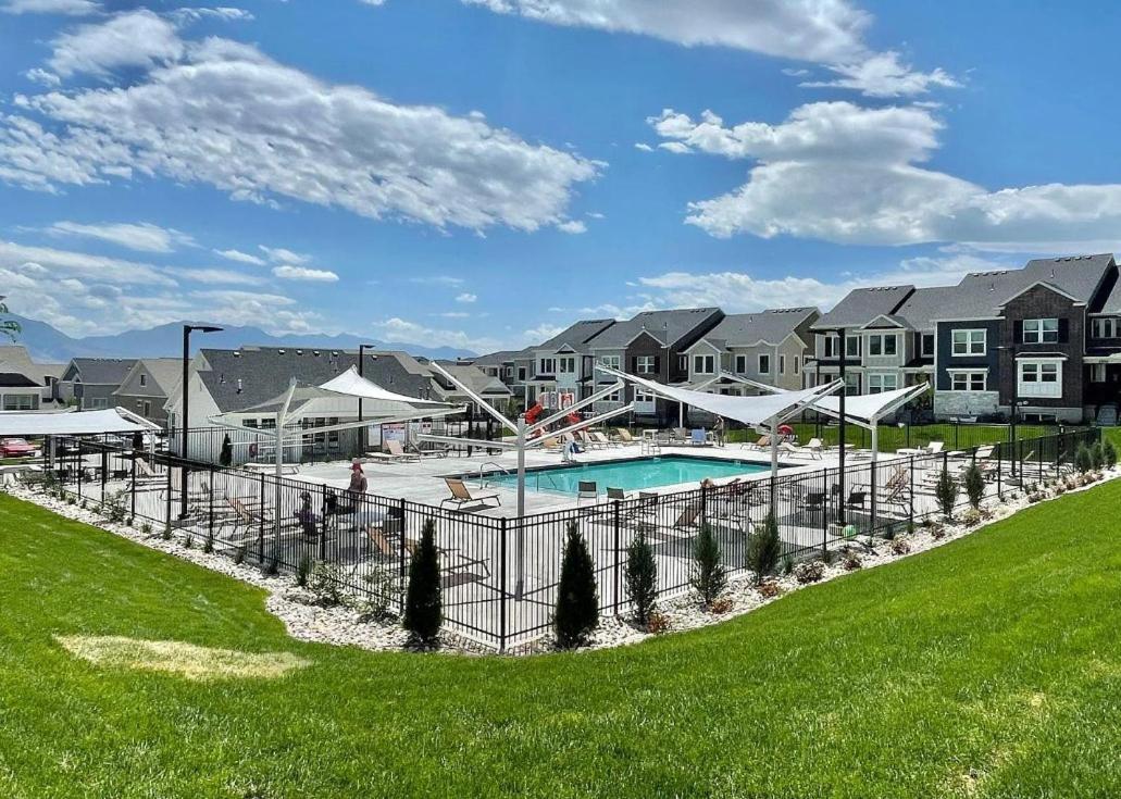 Brand New 3-Beds Stylish Entire House At Lehi Villa Екстериор снимка